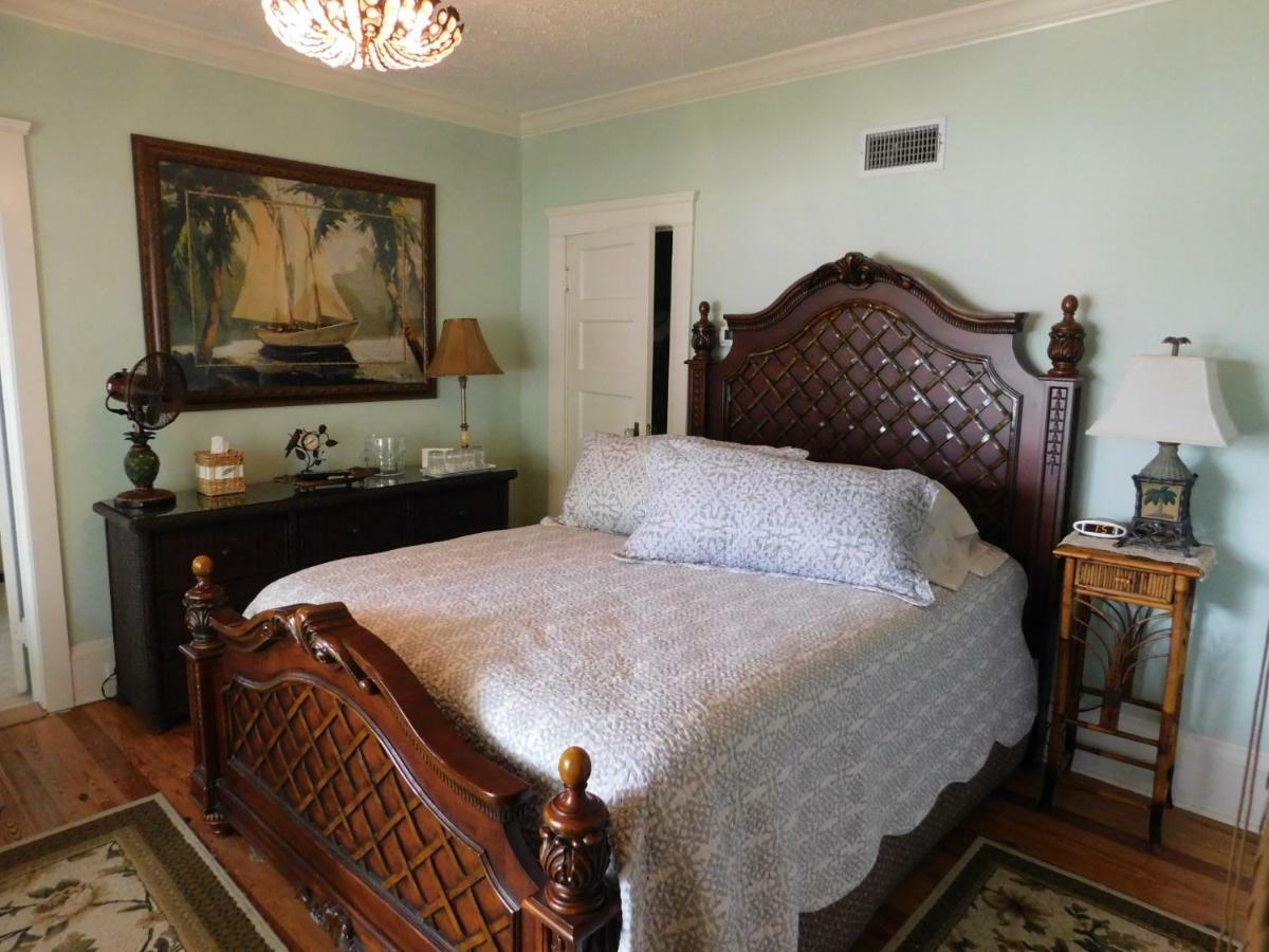 The River Lily Daytona Beach Room photo