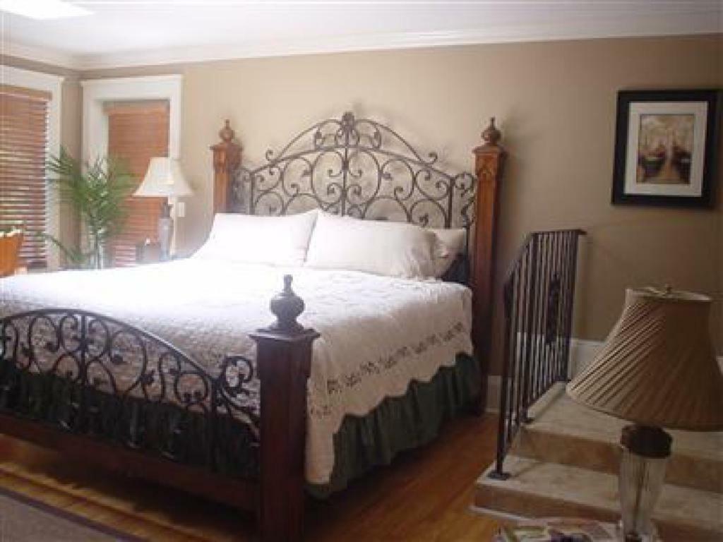 The River Lily Daytona Beach Room photo