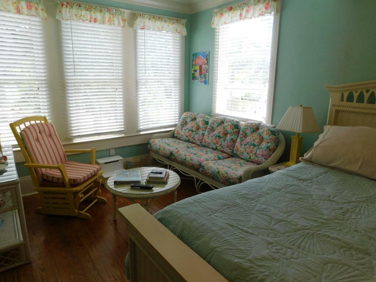 The River Lily Daytona Beach Room photo